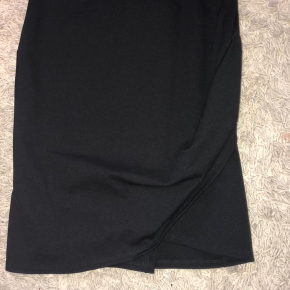 Black Formal Dress- LULU’s - Picture 3 of 4